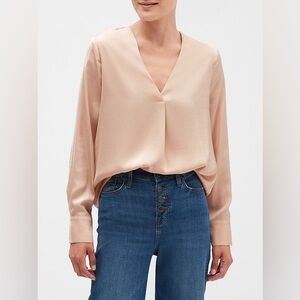 Banana Republic Drapey V-Neck Blouse size XS